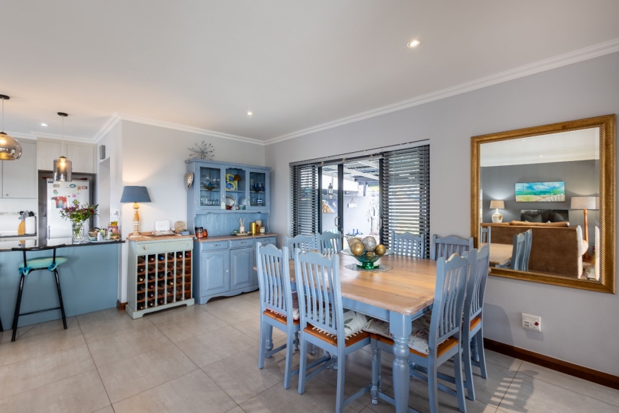 3 Bedroom Property for Sale in Whale Rock Sun Western Cape